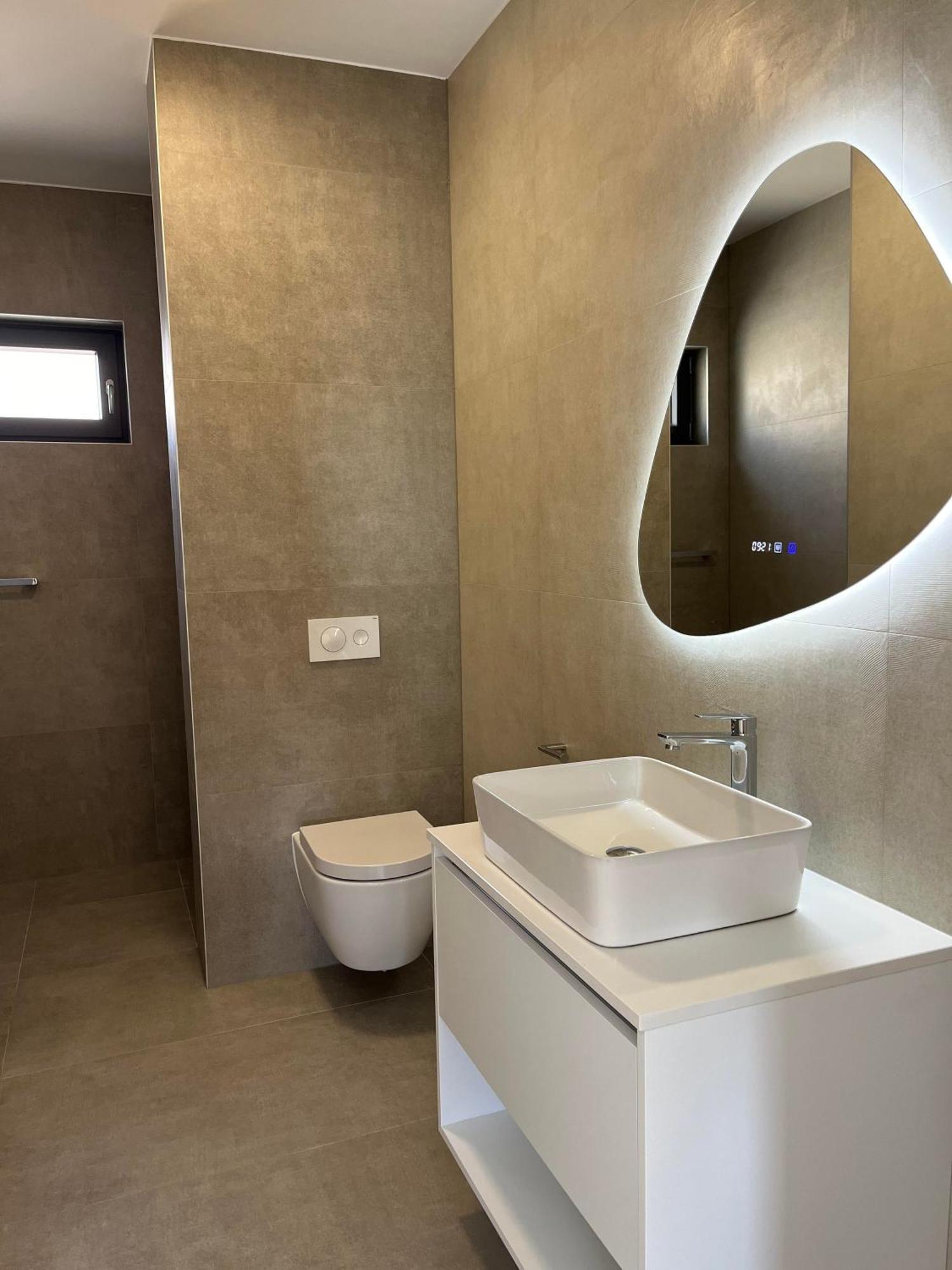 Luxvu Apartment โรกอซนิซา ภายนอก รูปภาพ